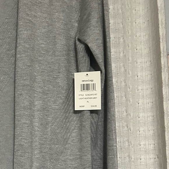Retrology Cardigan - Picture 1 of 4